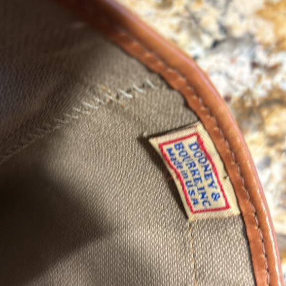 DOONEY & BOURKE Vintage Bucket Shoulder Bag - Picture 5 of 10